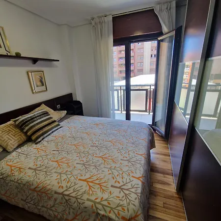 Room In Bilbao * Santurtzi